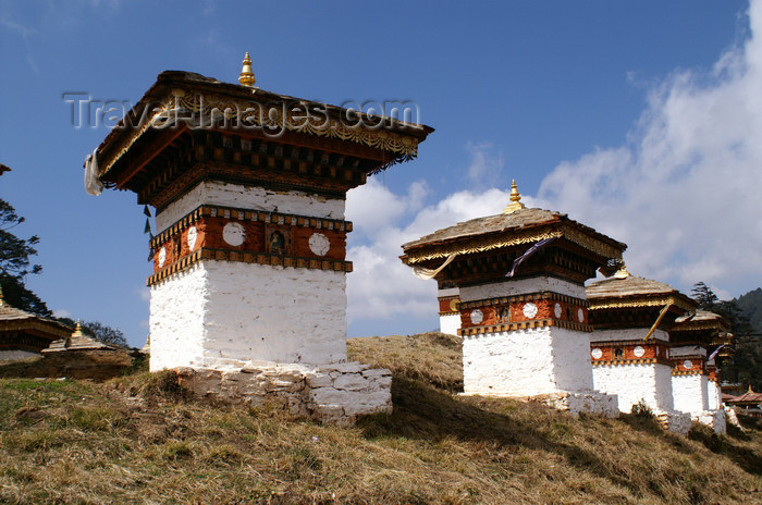 bhutan47: Bhutan - some of the 108 chortens of Dochu La pass - commissioned by the Queen Mother - photo by A.Ferrari - (c) Travel-Images.com - Stock Photography agency - Image Bank