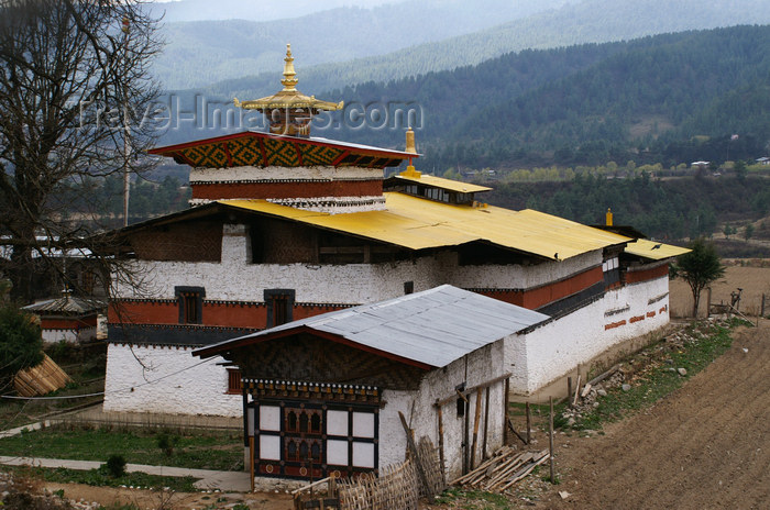 bhutan5: Bhutan - Tamshing Goemba monastery - established in 1501 by Pema Lingpa. - photo by A.Ferrari - (c) Travel-Images.com - Stock Photography agency - Image Bank