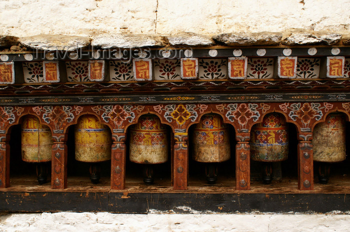 bhutan51: Bhutan - Old prayer wheels - Trongsa Dzong - photo by A.Ferrari - (c) Travel-Images.com - Stock Photography agency - Image Bank