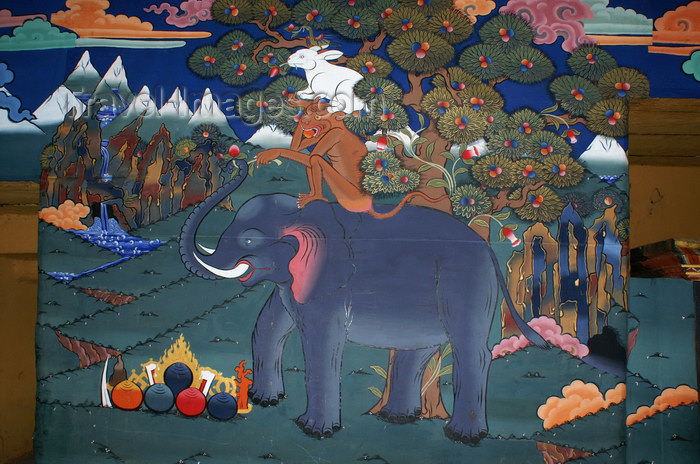 bhutan75: Bhutan - Paro: the four harmonious siblings - elephant, monkey, rabbit, and bird - cooperation between animal species, painted inside the Paro Dzong - photo by A.Ferrari - (c) Travel-Images.com - Stock Photography agency - Image Bank