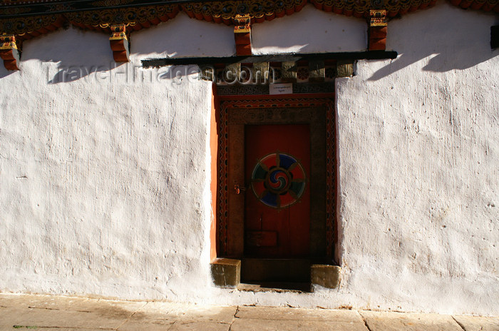 bhutan78: Bhutan - Paro: painted door with Taijitu, inside the Paro Dzong - photo by A.Ferrari - (c) Travel-Images.com - Stock Photography agency - Image Bank
