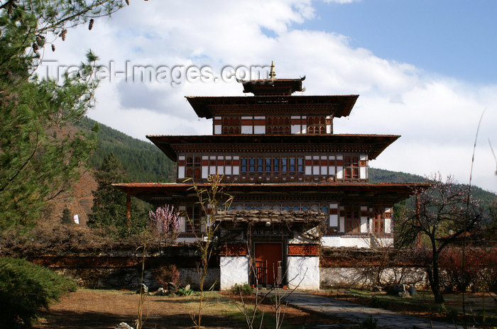 bhutan81: Bhutan - Paro: Ugyen Pelri palace - residence of the Queen's mother -  built by a Paro penlop in the early 1900s - photo by A.Ferrari - (c) Travel-Images.com - Stock Photography agency - Image Bank