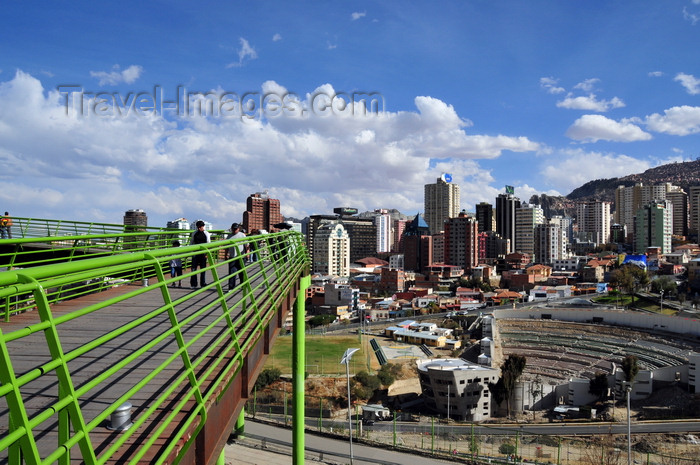 bolivia116: La Paz, Bolivia: view from vía Balcón - Jaime Laredo open air theatre - Avenida del Poeta and Sopocachi - Parque Urbano Central - photo by M.Torres - (c) Travel-Images.com - Stock Photography agency - Image Bank