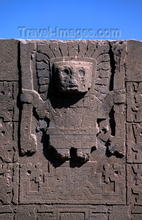 bolivia133: Tiwanaku / Tiahuanacu, Ingavi Province, La Paz Department, Bolivia: central figure of the the Gate of the Sun situated in the Kalasasaya Temple - man at the center of 24 sun rays - photo by C.Lovell - (c) Travel-Images.com - Stock Photography agency - Image Bank