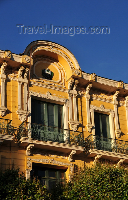 bolivia18: La Paz, Bolivia: building with the city's coat of arms on the northern side of Plaza Pedro D Murillo - photo by M.Torres - (c) Travel-Images.com - Stock Photography agency - Image Bank