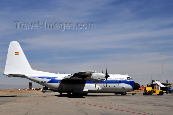 bolivia25: El Alto, La Paz department, Bolivia: La Paz El Alto International Airport - LPB - Lockheed C-130H Hercules (L-382) of TAB - Transportes Aéreos Bolivianos cargo airline - CP-1376 - cn 382-4759 - photo by M.Torres - (c) Travel-Images.com - Stock Photography agency - Image Bank