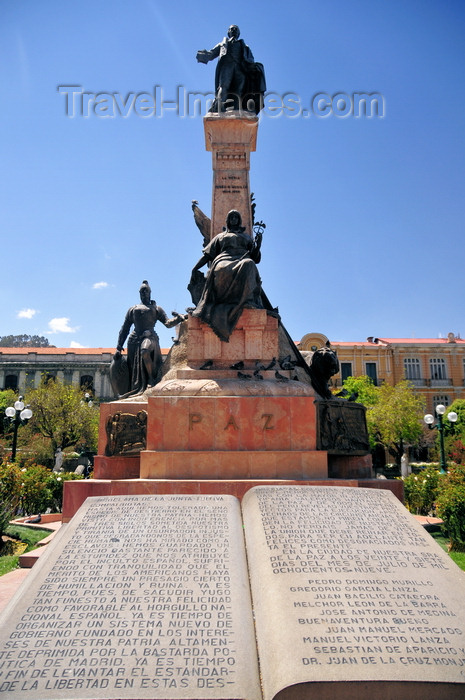 bolivia83: La Paz, Bolivia: monument to the Upper Peru rebel Pedro Domingo Murillo, hanged in this square that bears his name - he also lends his name to Pedro Domingo Murillo Province - sculpture by Ferruccio Cantella - photo by M.Torres - (c) Travel-Images.com - Stock Photography agency - Image Bank