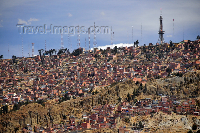 bolivia99: El Alto, La Paz department, Bolivia: houses perched on the rim of the Choqueyapu canyon - photo by M.Torres - (c) Travel-Images.com - Stock Photography agency - Image Bank