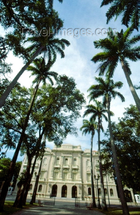 brazil100: Brazil / Brasil - Recife / REC (Pernambuco): approaching the government palace / Palácio do Campo das Princesas, sede do Governo do Estado de Pernambuco. Praça da República - photo by Francisca Rigaud - (c) Travel-Images.com - Stock Photography agency - Image Bank