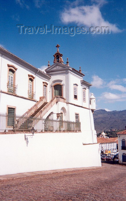 brazil103: Brazil / Brasil - Brasil - Minas Gerais - Ouro Preto: pequena capela junto à Escola de Minas / small chapel at Escola de Minas - photo by M.Torres - (c) Travel-Images.com - Stock Photography agency - Image Bank