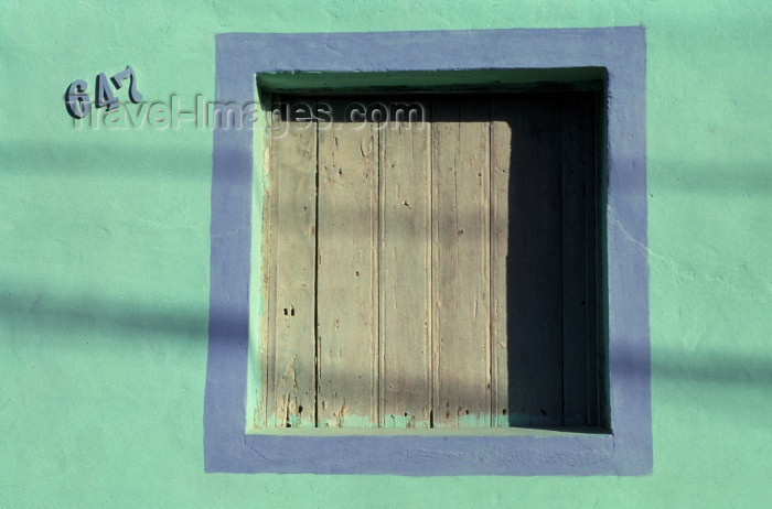 brazil107: Brazil / Brasil - Maceió  (Alagoas): window / janela - photo by F.Rigaud - (c) Travel-Images.com - Stock Photography agency - Image Bank