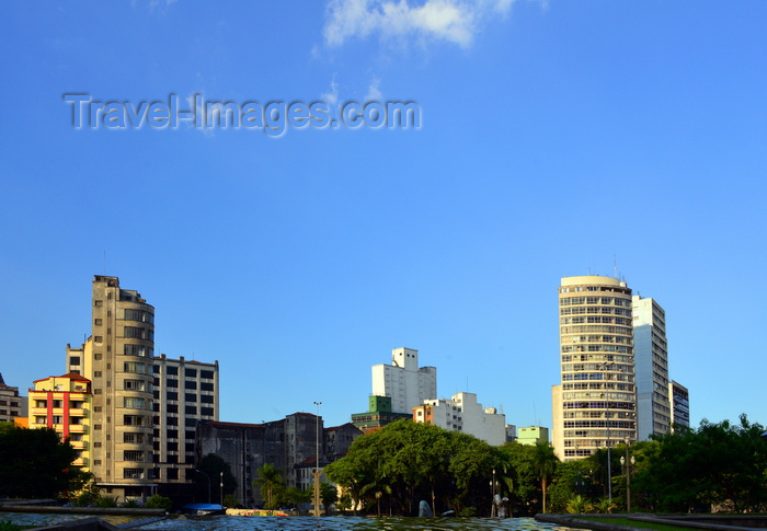 brazil152: São Paulo, Brazil: reflecting pond at Praça da Sé - photo by M.Torres - (c) Travel-Images.com - Stock Photography agency - Image Bank