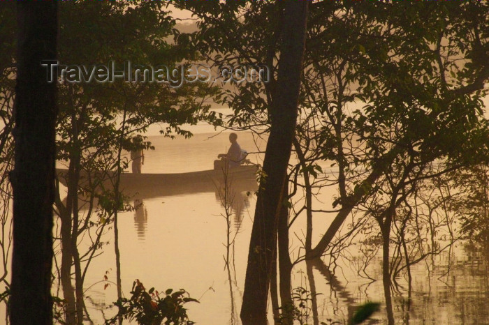 brazil170: Brazil / Brasil - Urubu river: sunrise / aurora (photo by N.Cabana) - (c) Travel-Images.com - Stock Photography agency - Image Bank