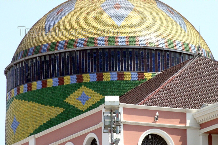 brazil182: Brazil / Brasil - Manaus / MAO (Amazonas): Teatro Amazonas - a Opera de Manaus - dome - cupola - arquitecto: Doménico de Angelis (photo by N.Cabana) - (c) Travel-Images.com - Stock Photography agency - Image Bank