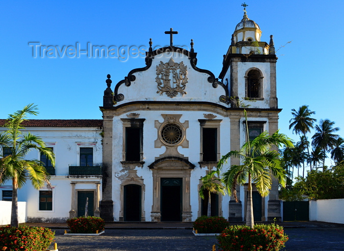 brazil189: Olinda, Pernambuco, Brazil: Church and Monastery of St Benedict, XVIII century baroque architecture by  Francisco Nunes Soares - Mosteiro de São Bento - Portuguese baroque - Historic Centre of the Town of Olinda, UNESCO World Heritage Site - photo by M.Torres - (c) Travel-Images.com - Stock Photography agency - Image Bank