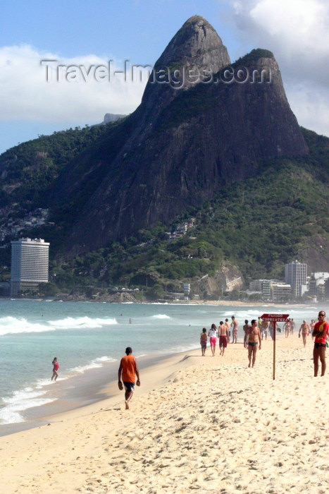 brazil194: Brazil / Brasil - Rio de Janeiro: Ipanema beach / paria de Ipanema - photo by N.Cabana - (c) Travel-Images.com - Stock Photography agency - Image Bank