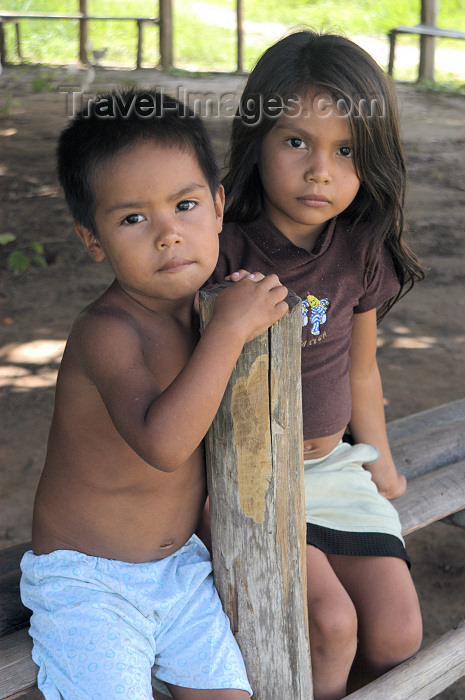 brazil362: Brazil / Brasil - Boca do Acre - Kamicuã village: indian children / crianças indias - Aldeia Kamicuã (photo by M.Alves) - (c) Travel-Images.com - Stock Photography agency - Image Bank