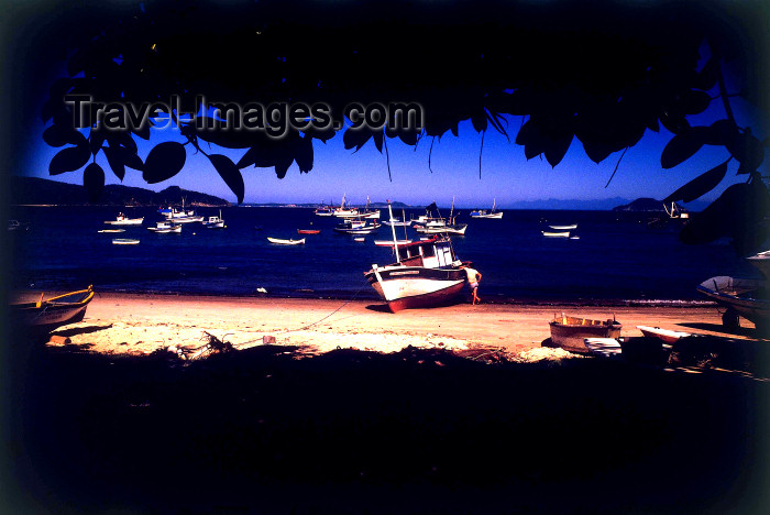 brazil376: Armação dos Búzios, RJ, Brazil: fishing boat on the beach | barco de pesca na praia - photo by L.Moraes - (c) Travel-Images.com - Stock Photography agency - Image Bank