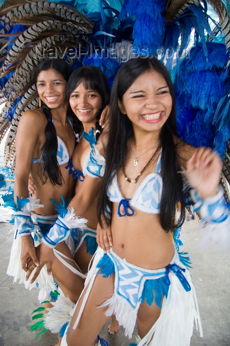 brazil435: Parintins, Amazonas, Brasil / Brazil: trio of plumed dancers - Boi-Bumbá folklore festival - Boi Caprichoso troupe / Festival Folclórico de Parintins - Bumba Meu Boi - photo by D.Smith - (c) Travel-Images.com - Stock Photography agency - Image Bank