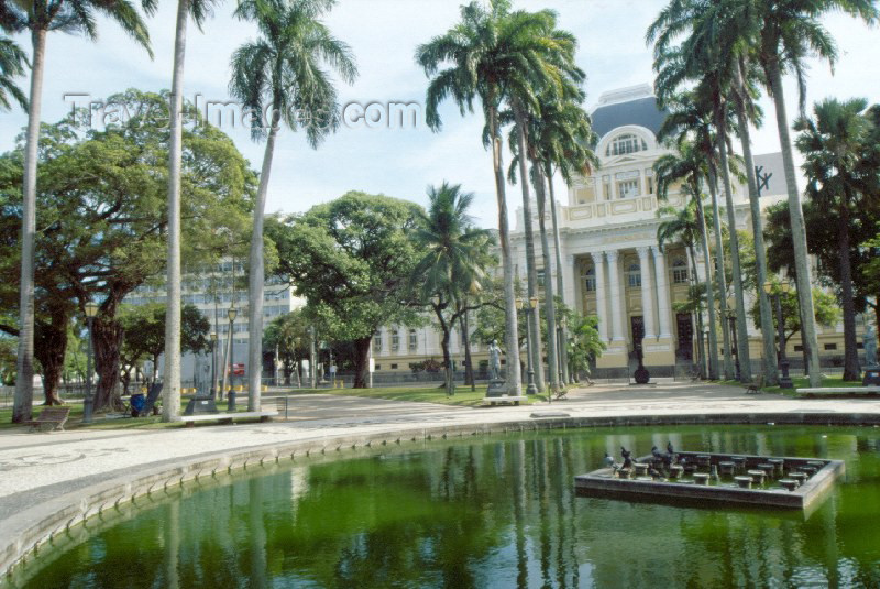 brazil67: Brazil / Brasil - Recife / REC (Pernambuco): gardens of the palace of justice / jardins do palácio da justiça - Praça da República - photo by Francisca Rigaud - (c) Travel-Images.com - Stock Photography agency - Image Bank