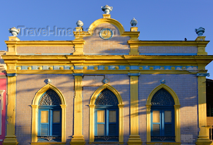 brazil90: Olinda, Pernambuco, Brazil: elegant tile covered facade on Rua Quinze de Novembro - photo by M.Torres - (c) Travel-Images.com - Stock Photography agency - Image Bank