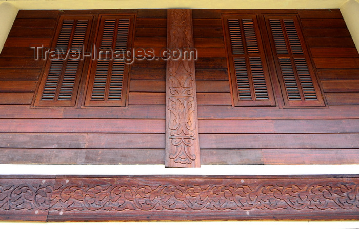 brunei127: Bangar, Temburong District, Brunei Darussalam: traditional woodwork - photo by M.Torres - (c) Travel-Images.com - Stock Photography agency - Image Bank