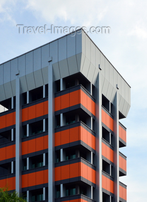 brunei51: Bandar Seri Begawan, Brunei Darussalam: office tower on Istana Darussalam, Telbru's Telephone House - photo by M.Torres - (c) Travel-Images.com - Stock Photography agency - Image Bank