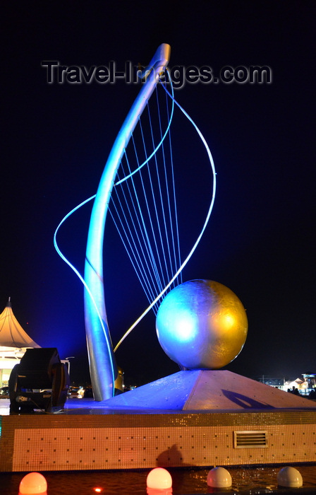 brunei75: Bandar Seri Begawan, Brunei Darussalam: Mercu Dirgahayu 60 Monument at night - 60 in Arabic - built for the 60th birthday of Sultan Haji Hassanal Bolkiah, symbolizes the national philosophy of Melayu, Islam Berajs - photo by M.Torres - (c) Travel-Images.com - Stock Photography agency - Image Bank