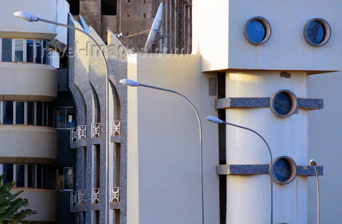 burkina-faso66: Ouagadougou, Burkina Faso: unusual façade of the BCB bank building (Banque Commerciale du Burkina), once a tool of Muammar Gaddafi - photo by M.Torres - (c) Travel-Images.com - Stock Photography agency - Image Bank