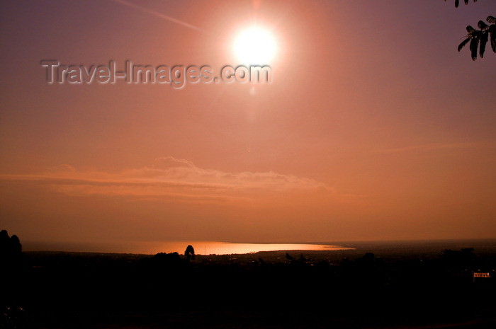 burundi12: Bujumbura, Burundi: sun over the bay and Lake Tanganyika - photo by M.Torres - (c) Travel-Images.com - Stock Photography agency - Image Bank