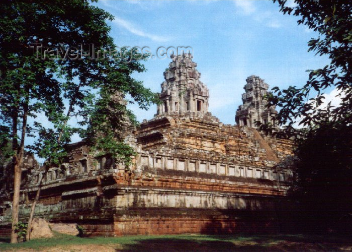 cambodia48: Angkor, Cambodia / Cambodge: Ta Nei - photo by Miguel Torres - (c) Travel-Images.com - Stock Photography agency - Image Bank