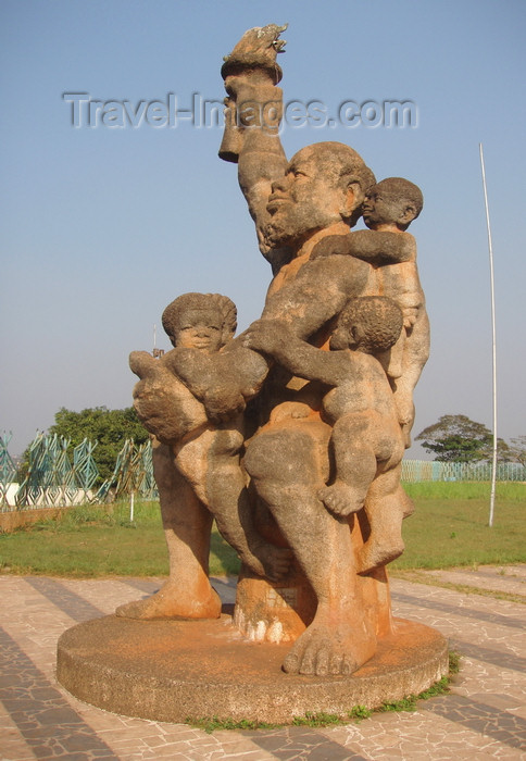 cameroon31: Yaoundé, Cameroon: family monument - photo by B.Cloutier - (c) Travel-Images.com - Stock Photography agency - Image Bank