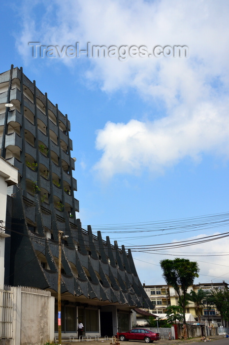 cameroon52: Cameroon, Douala: badly preserved concrete tower downtown, hosting a TV station - photo by M.Torres - (c) Travel-Images.com - Stock Photography agency - Image Bank