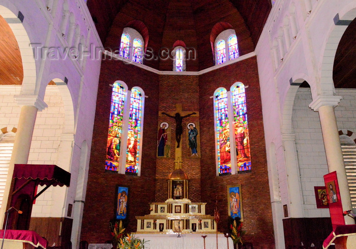 cameroon86: Cameroon, Douala: Catholic Cathedral of St Peter and St Paul of Bonadibong - main altar - cathedrale St Pierre et St Paul - photo by M.Torres - (c) Travel-Images.com - Stock Photography agency - Image Bank