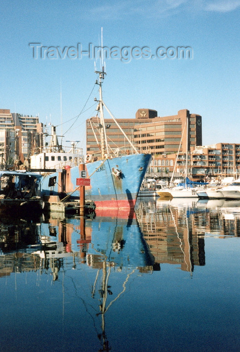 canada11: Canada / Kanada - Vancouver: Zeal is rusting - photo by M.Torres - (c) Travel-Images.com - Stock Photography agency - Image Bank