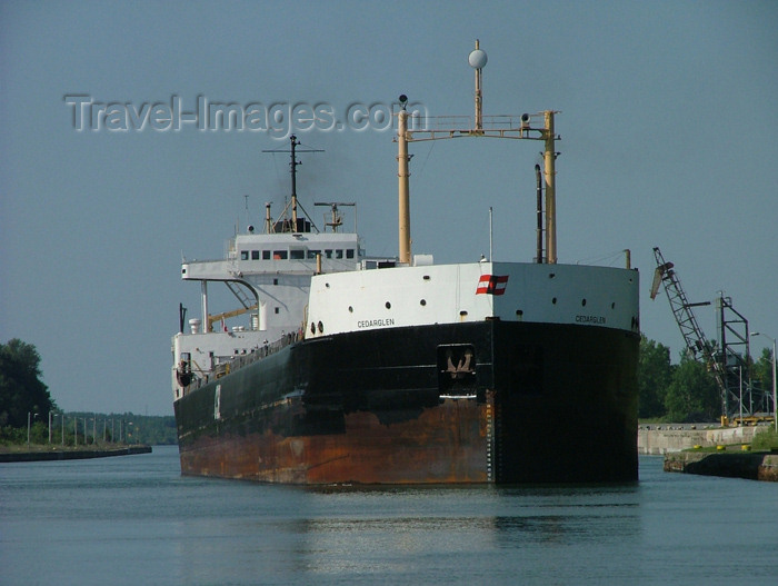 canada117: Canada / Kanada - Lake Erie, Ontario: Welland canal system, connection between lake Ontario and lake Erie, to bypass Niagara Falls - 8th lock in Port Colborne - the Cedarglen from Montreal - Freighter ship - photo by R.Grove - (c) Travel-Images.com - Stock Photography agency - Image Bank