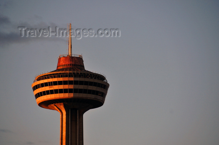 canada122: Niagara Falls, Ontario, Canada: Skylon Tower at sunset - Googie architecture - Bregman and Hamann Architects - photo by M.Torres - (c) Travel-Images.com - Stock Photography agency - Image Bank