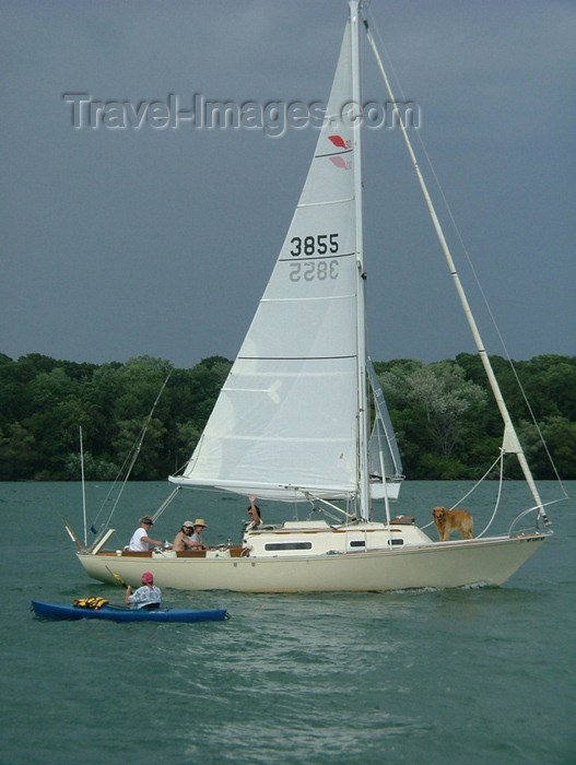 canada164: Niagara on the Lake, Ontario, Canada / Kanada: sailing - leisure time - photo by R.Grove - (c) Travel-Images.com - Stock Photography agency - Image Bank