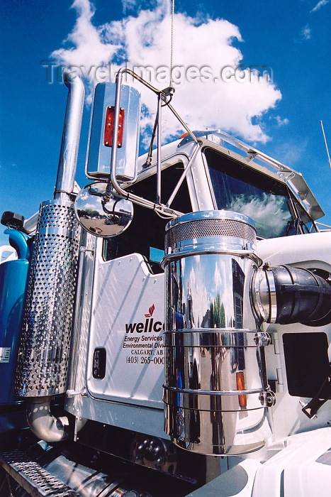 canada179: Canada / Kanada - Calgary (Alberta): Kenworth truck - detail (photo by M.Torres) - (c) Travel-Images.com - Stock Photography agency - Image Bank