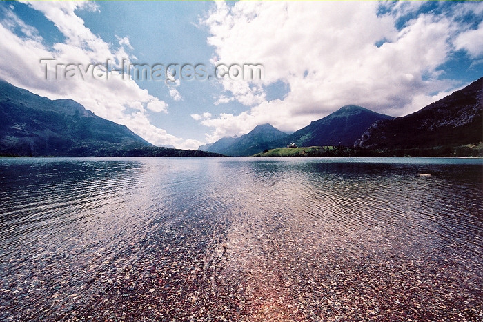 canada208: Canada / Kanada - Waterton Lakes National Park - Waterton-Glacier International Peace Park, Alberta: Waterton lake - Unesco World Heritage site - photo by M.Torres - (c) Travel-Images.com - Stock Photography agency - Image Bank