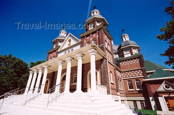 canada235: Canada / Kanada - Edmonton, Alberta: St Josaphat's Ukranian Catholic Cathedral - photo by M.Torres - (c) Travel-Images.com - Stock Photography agency - Image Bank