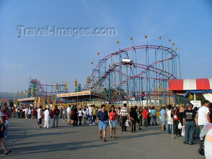 canada278: Toronto, Ontario, Canada / Kanada: roller coaster - Canadian National Exhibition - the Ex - photo by R.Grove - (c) Travel-Images.com - Stock Photography agency - Image Bank