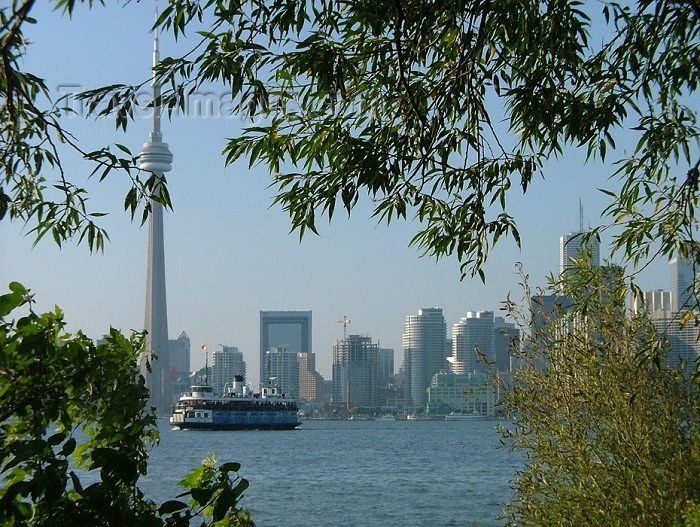 canada287: Toronto, Ontario, Canada / Kanada: skyline from Centre Island - photo by R.Grove - (c) Travel-Images.com - Stock Photography agency - Image Bank