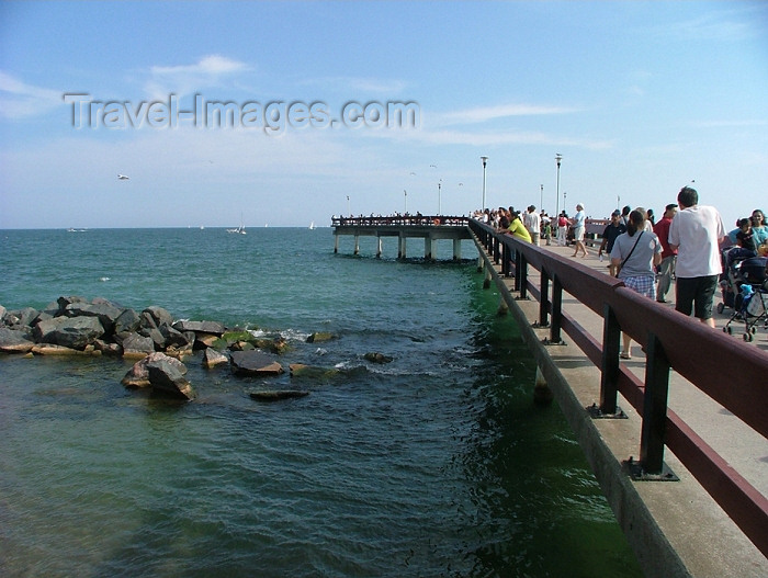 canada299: Toronto, Ontario, Canada / Kanada: promenade over the water - Centre Island - photo by R.Grove - (c) Travel-Images.com - Stock Photography agency - Image Bank