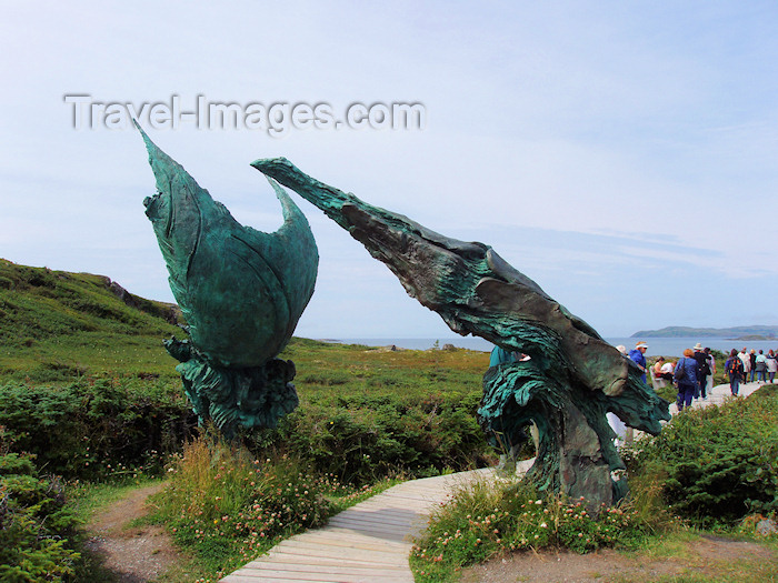 canada330: Canada / Kanada - Newfoundland / Terre-Neuve / Terra Nova - Anse-aux-Meadows - Great Northern Peninsula: sculpture over the pathway from the museum to the archaeological site, symbolises the closing of the circle of mankind's expansion around the planet - photo by B.Cloutier - (c) Travel-Images.com - Stock Photography agency - Image Bank