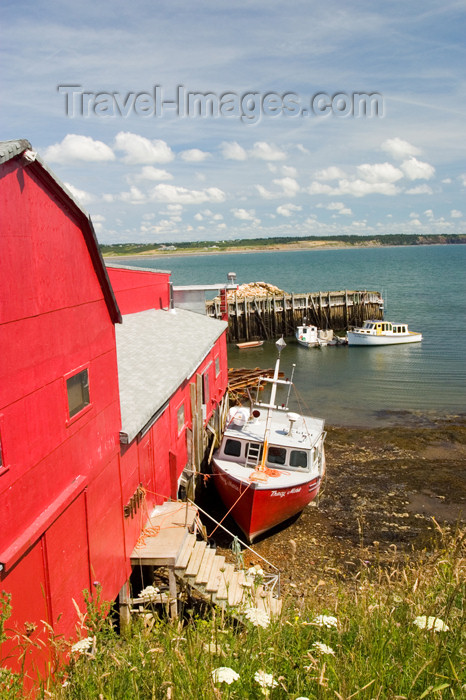 canada357: Scenic view of Mavilette harbour in western Nova Scotia, Canada - photo by D.Smith - (c) Travel-Images.com - Stock Photography agency - Image Bank