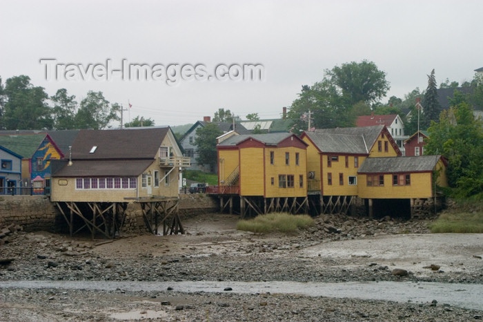 canada427: Scenic view of the buildings on pilings at low tide in Smiths Cove, Nova Scotia, Canada - photo by D.Smith - (c) Travel-Images.com - Stock Photography agency - Image Bank