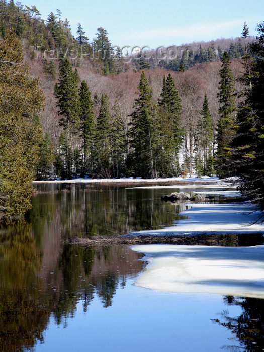 canada484: Canada - Ontario - Northern Ontario: river with snow - photo by R.Grove - (c) Travel-Images.com - Stock Photography agency - Image Bank