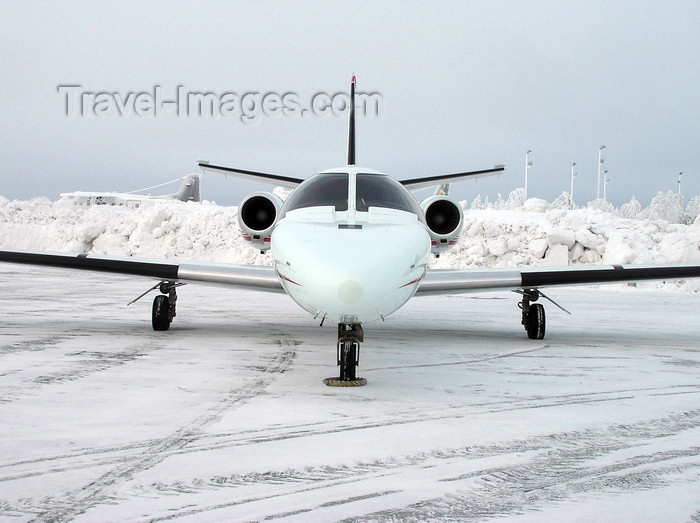 canada520: Northwest Territories, Canada:  Cessna 550 Citation II in a frozen airfield - Transport Canada C-FKCE - (cn 550-0686) - photo by Air West Coast - (c) Travel-Images.com - Stock Photography agency - Image Bank