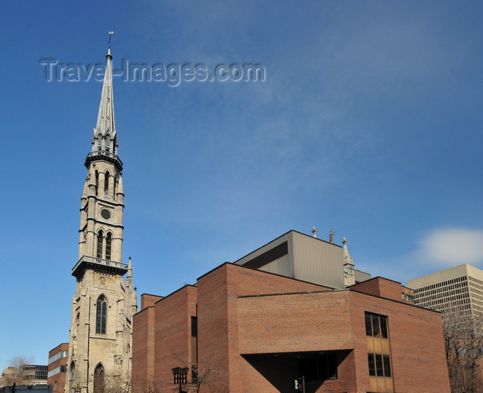 canada568: Montreal, Quebec, Canada: Pavillon Judith-Jasmin of the University of Quebec at Montral (UQAM) and Saint-Jacques church - Rue Saint-Denis - photo by M.Torres - (c) Travel-Images.com - Stock Photography agency - Image Bank